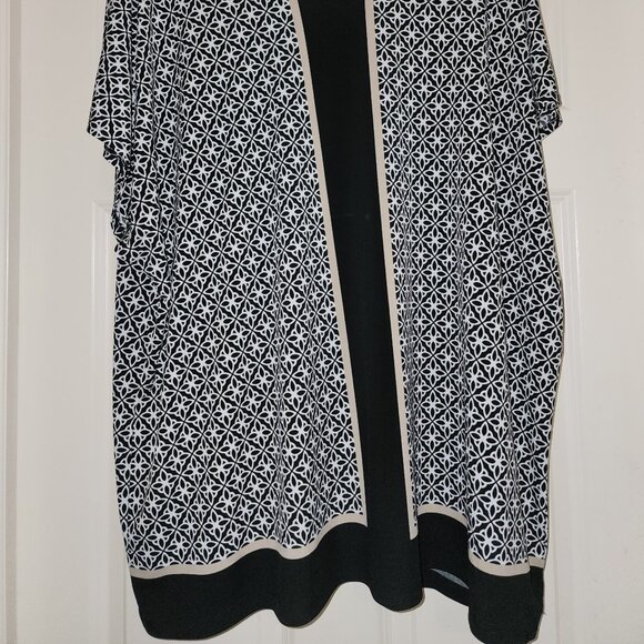 CJ Banks Business Casual Top - Picture 3 of 3